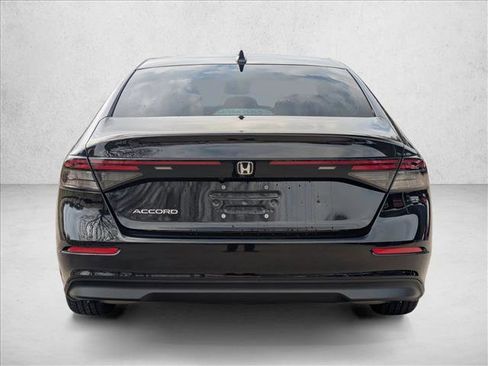 Certified 2023 Honda Accord LX image 7