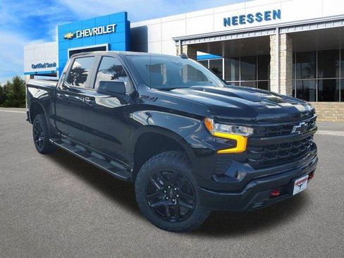 New 2026 Chevrolet Silverado 1500 LT Trail Boss w/ Convenience Package II image 1