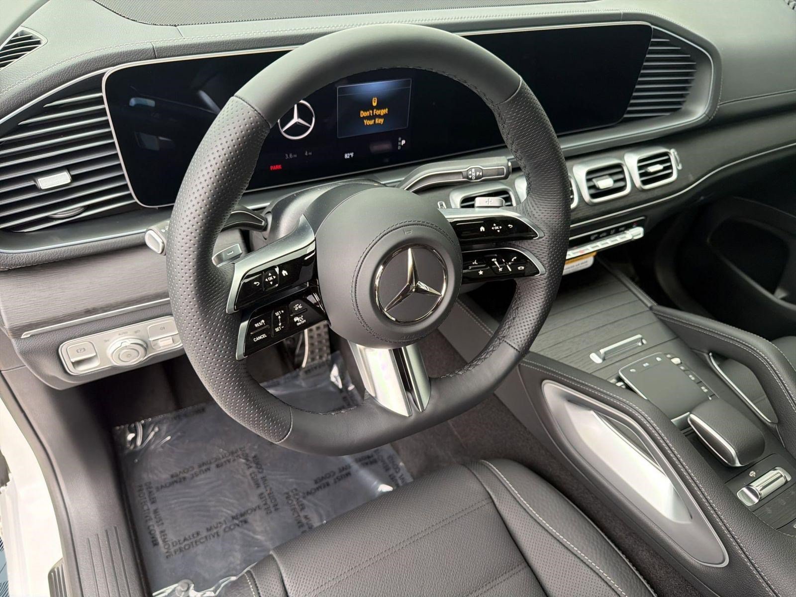 New 2026 Mercedes-Benz GLS 450 4MATIC image 4