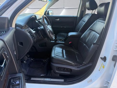 Used 2019 Ford Flex Limited FWD image 9
