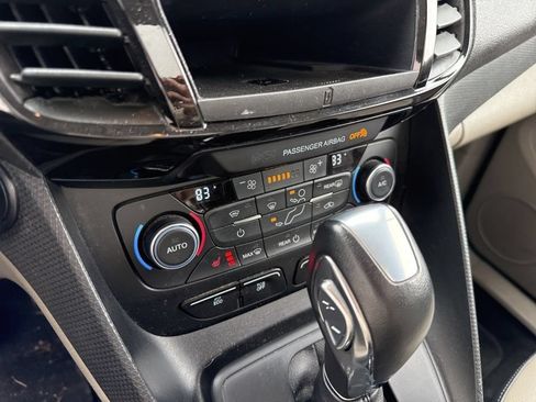 Used 2019 Ford Transit Connect Titanium w/ Titanium Premium Package FWD image 41