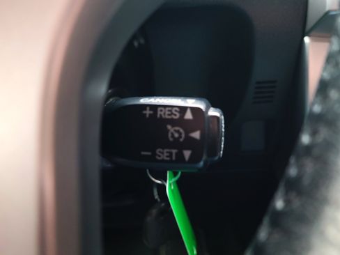 Used 2018 Toyota 4Runner SR5 image 11