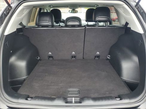 Used 2019 Jeep Compass Limited image 10