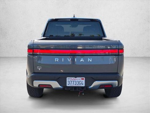 Used 2025 Rivian R1T Adventure Dual AWD/4WD image 7