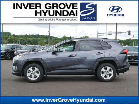 Used 2020 Toyota RAV4 XLE w/ XLE Grade Weather Package AWD/4WD image 1