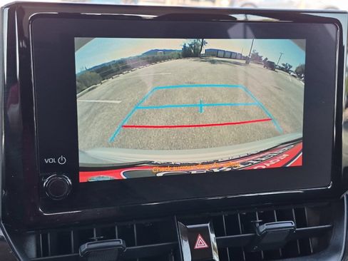 Used 2025 Toyota Corolla LE FWD image 16