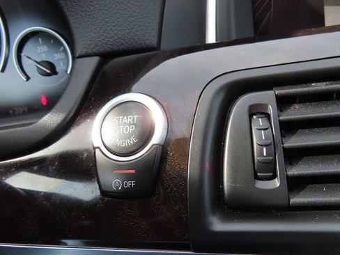 Used 2016 BMW 535i xDrive Sedan image 26