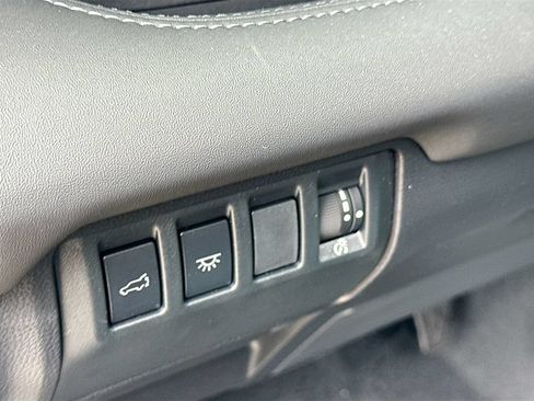 New 2026 Subaru Ascent Limited AWD/4WD image 11