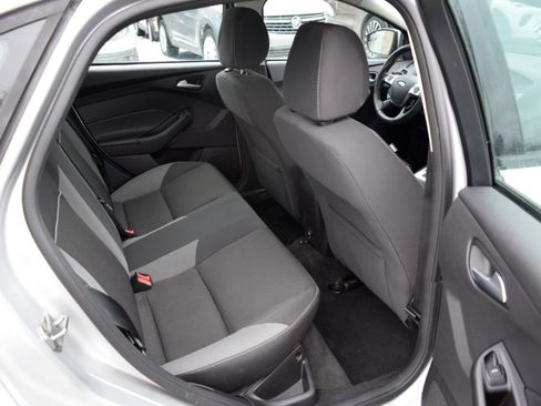 Used 2013 Ford Focus SE image 28