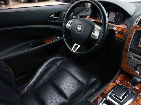 Used 2008 Jaguar XK Coupe image 20