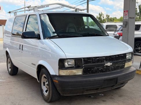 Used 2002 Chevrolet Astro RWD image 8