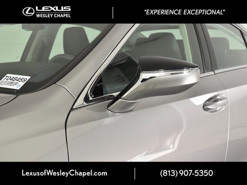 Used 2019 Lexus ES 350 Luxury image 12