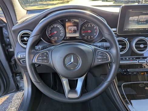 Used 2017 Mercedes-Benz GLC 300 4MATIC image 14
