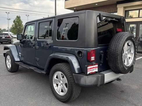 Used 2008 Jeep Wrangler Unlimited Sahara AWD/4WD image 7