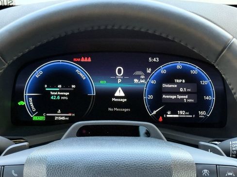 Used 2025 Toyota Camry XSE w/ Premium Plus Package image 15