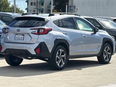 Certified 2025 Subaru Crosstrek 2.0i Premium image 3