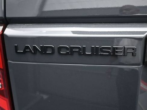 Used 2027 Toyota Land Cruiser w/ Premium Package AWD/4WD image 16