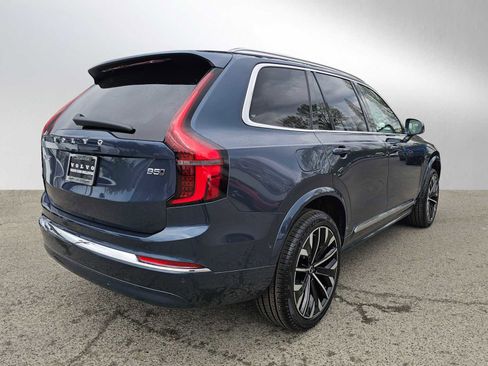 New 2026 Volvo XC90 B5 Plus w/ Protection Package image 3