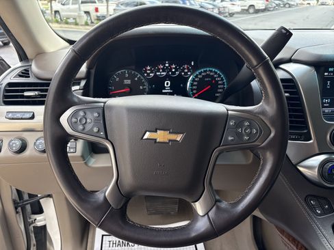 Used 2020 Chevrolet Tahoe Premier w/ Premier 6.2L Value Package image 18