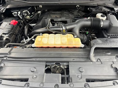 Used 2018 Ford F150 XLT AWD/4WD image 30