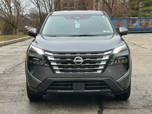 New 2026 Nissan Rogue SV w/ Cold Weather Package AWD/4WD image 3