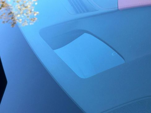 Used 2015 Chevrolet Corvette Z06 w/ 3LZ Preferred Equipment Group RWD image 24