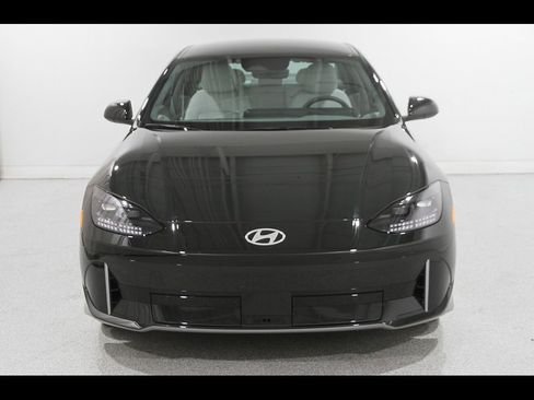 Certified 2024 Hyundai Ioniq 6 SEL AWD/4WD image 2