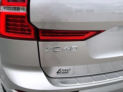 Used 2024 Volvo XC60 T8 Plus w/ Protection Package Premier AWD/4WD image 8