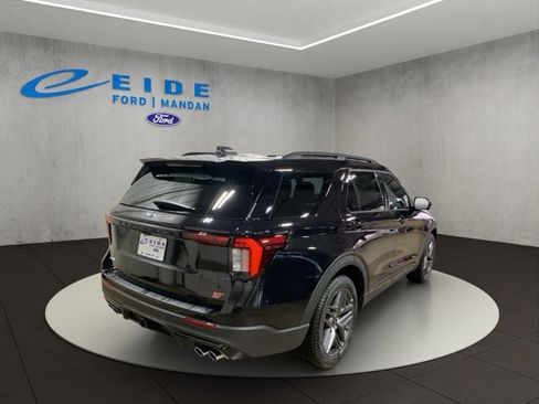 New 2026 Ford Explorer ST w/ Sun And Sound Package image 7