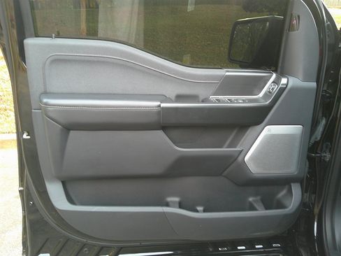 Used 2022 Ford F150 Raptor w/ Equipment Group 801A High image 11