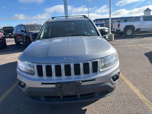 Used 2016 Jeep Compass Sport w/ Power Value Group image 2