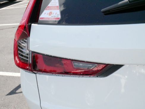 Used 2025 Honda CR-V Sport-L image 17
