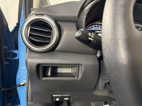 Certified 2025 Nissan Versa SR w/ Trunk Package image 17