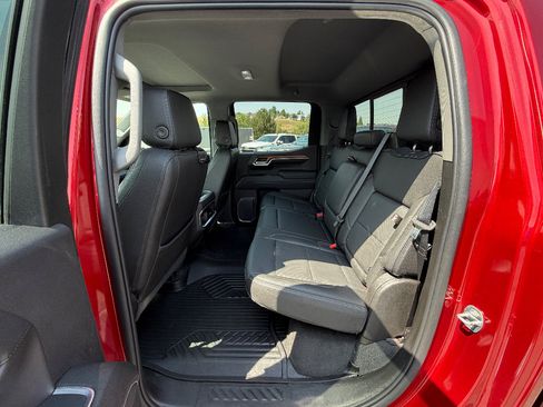Used 2022 GMC Sierra 1500 Denali AWD/4WD image 3