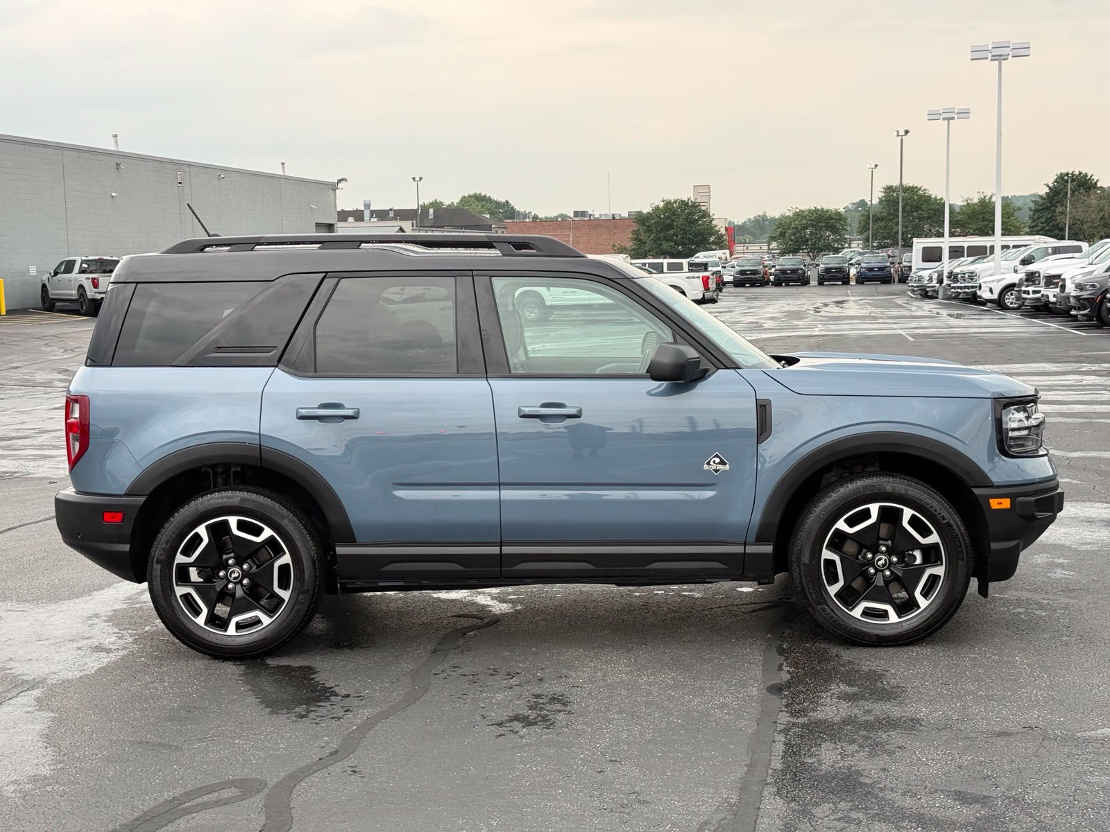 Used 2024 Ford Bronco Sport Outer Banks AWD/4WD image 3