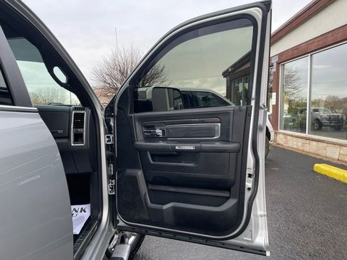 Used 2017 RAM 2500 Limited AWD/4WD image 21