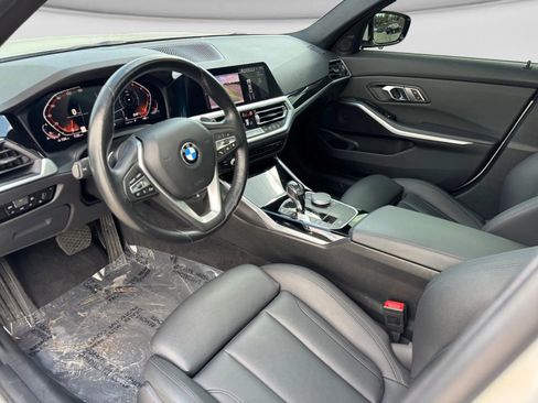 Used 2019 BMW 330i xDrive Sedan w/ Convenience Package AWD/4WD image 16