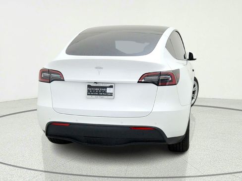 Used 2022 Tesla Model Y Long Range AWD/4WD image 12
