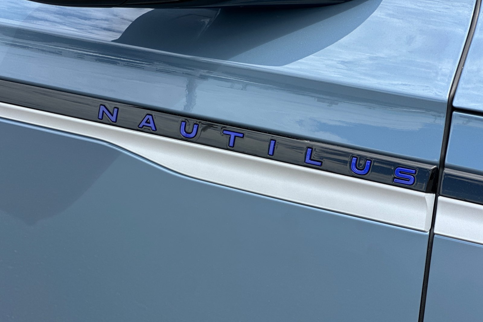 New 2026 Lincoln Nautilus Premier w/ Equipment Group 102A AWD/4WD image 26