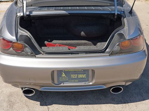 Used 2005 Honda S2000 image 9