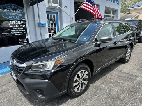 Used 2021 Subaru Outback AWD/4WD image 3