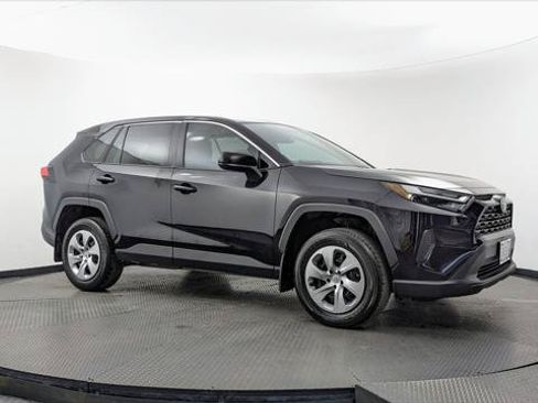 Used 2025 Toyota RAV4 LE FWD image 11
