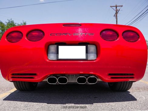 Used 1999 Chevrolet Corvette Coupe w/ Memory Pkg RWD image 7