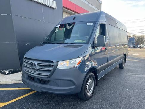 Used 2019 Mercedes-Benz Sprinter 170 image 3