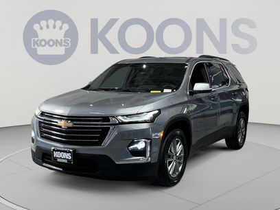 Used 2023 Chevrolet Traverse LT