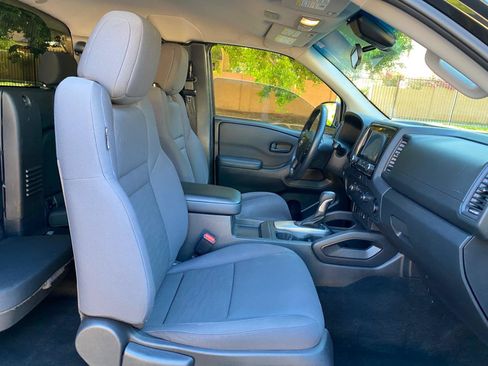 Used 2022 Nissan Frontier S RWD image 49