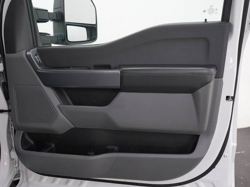 Used 2021 Ford F150 XLT w/ XTR Package AWD/4WD image 12