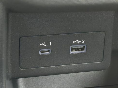 Used 2021 Nissan Kicks SV image 19