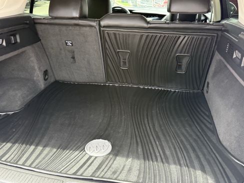 Used 2023 Buick Envision Essence FWD image 33