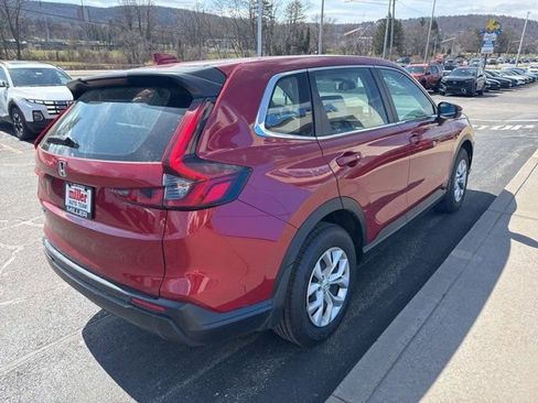 Used 2023 Honda CR-V LX image 4